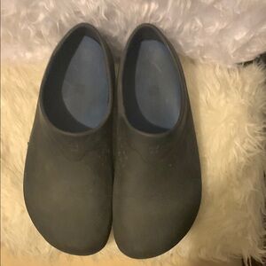 Men's Black Slip-On‎ Shoes